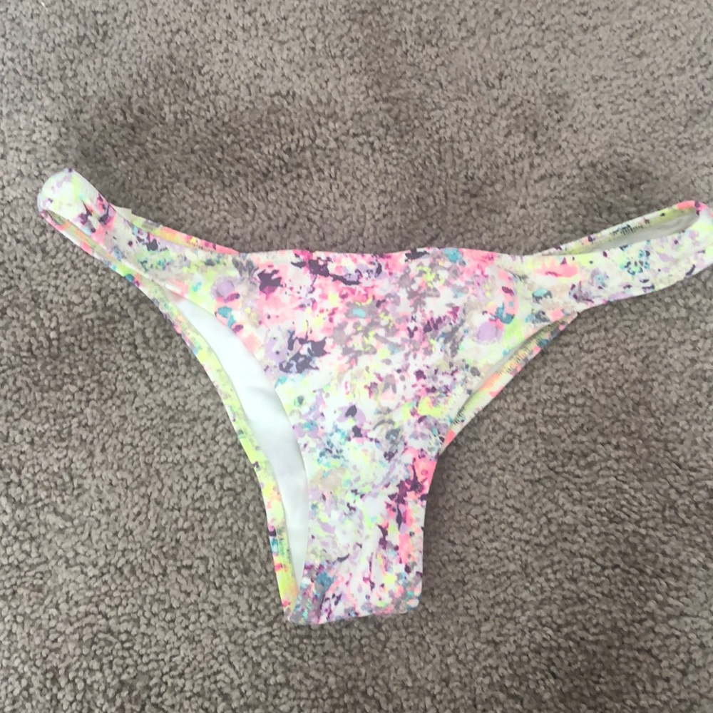 Bikini bottom